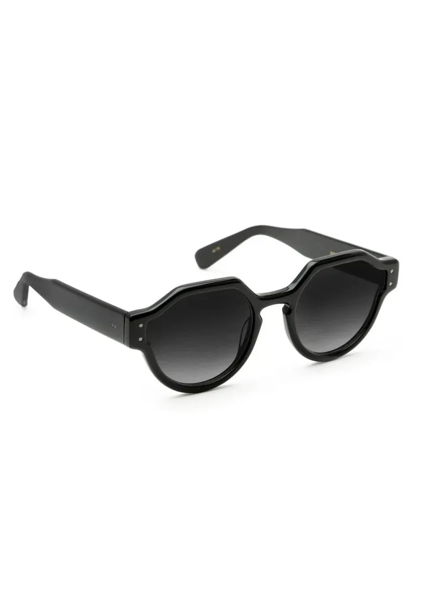 Astor in Black Shadow