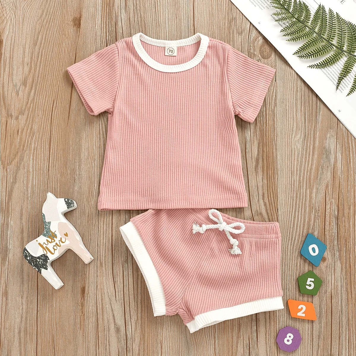 Basic Short Sleeved Top With Shorts