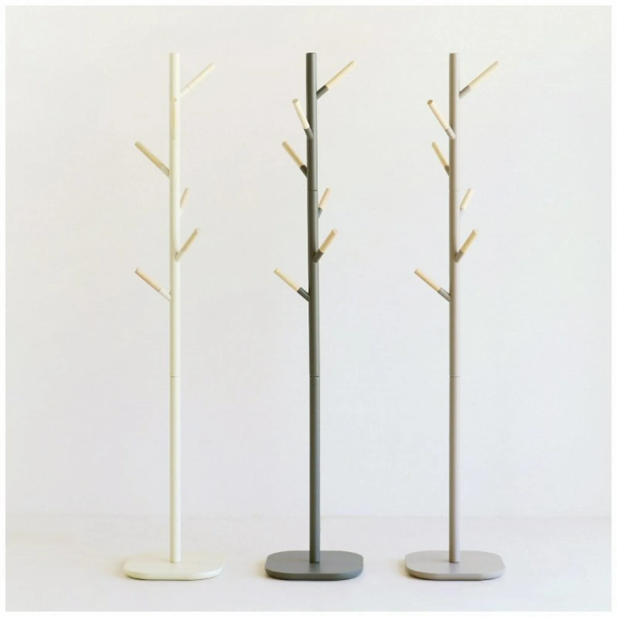 Cime Pole Hanger  320 X 320 X 1695 Gray