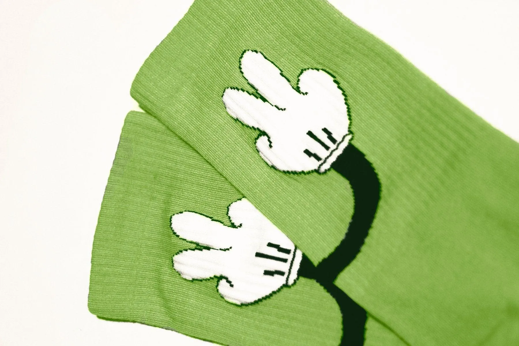 Green Peaceful Mouse Neck Socks