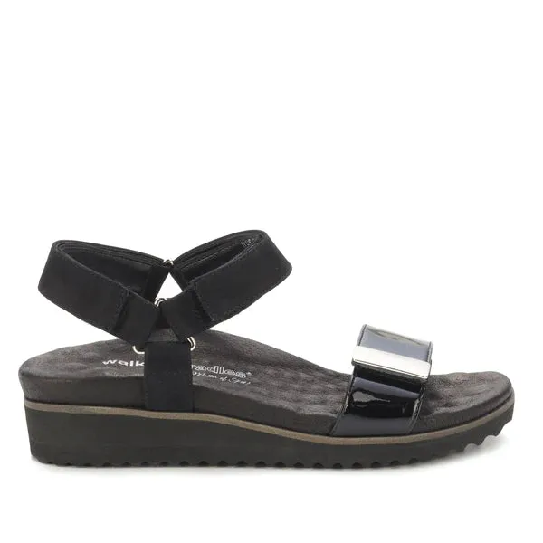 Hustle Sandal: Black Patent Leather/Black Nubuck I Stacy Adams