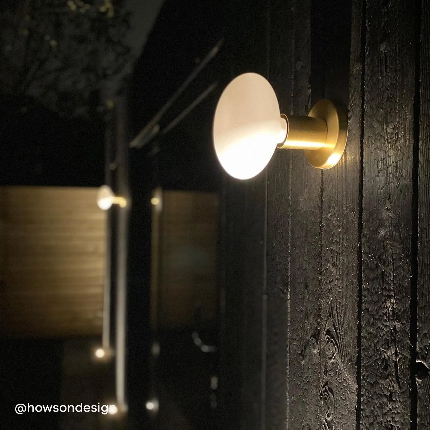 Lochan Wall Light in Brass   Oval