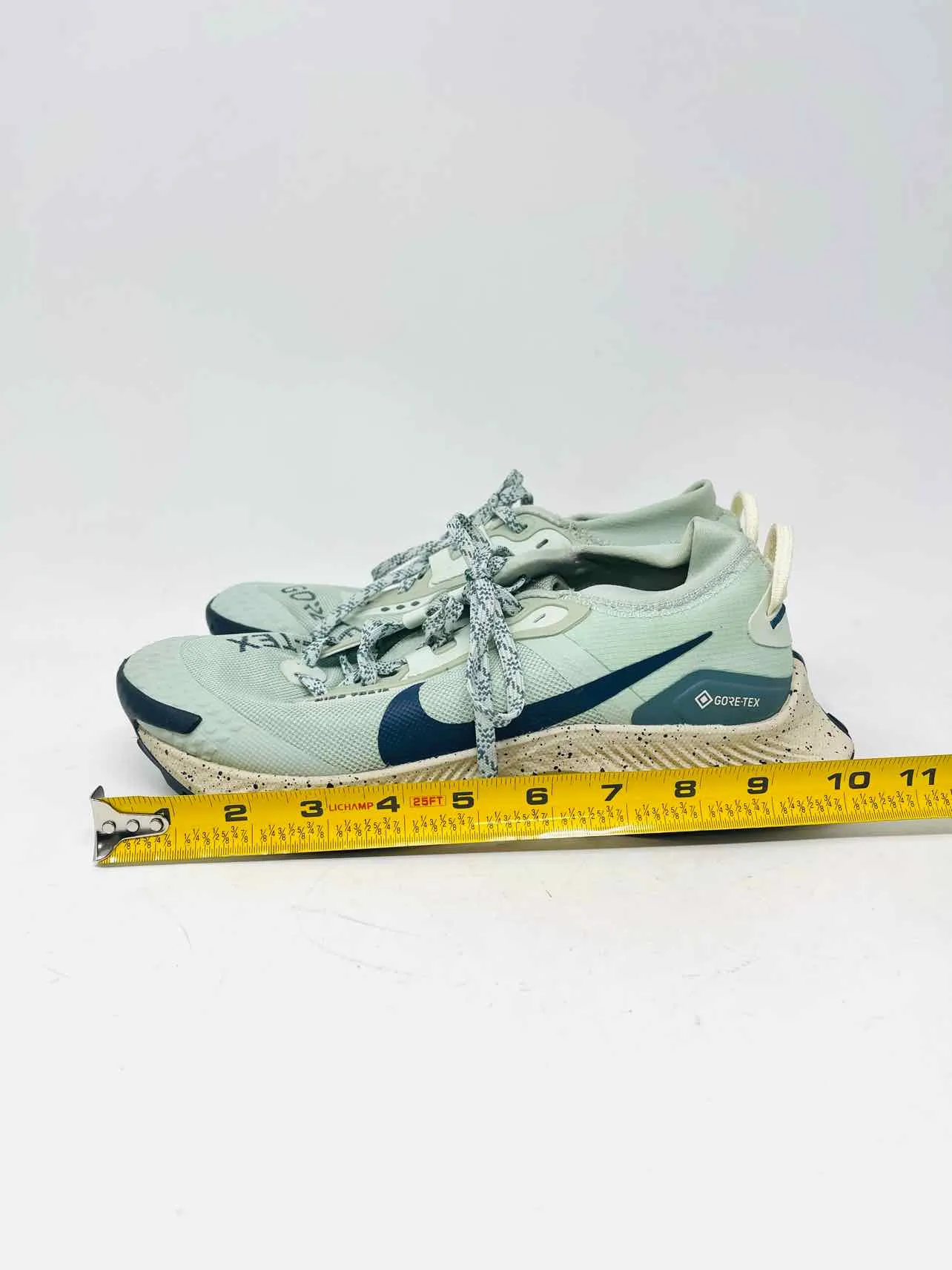 Nike Size 7.5 Seafoam/Navy Lace-Up Speckled Shoes Sneakers