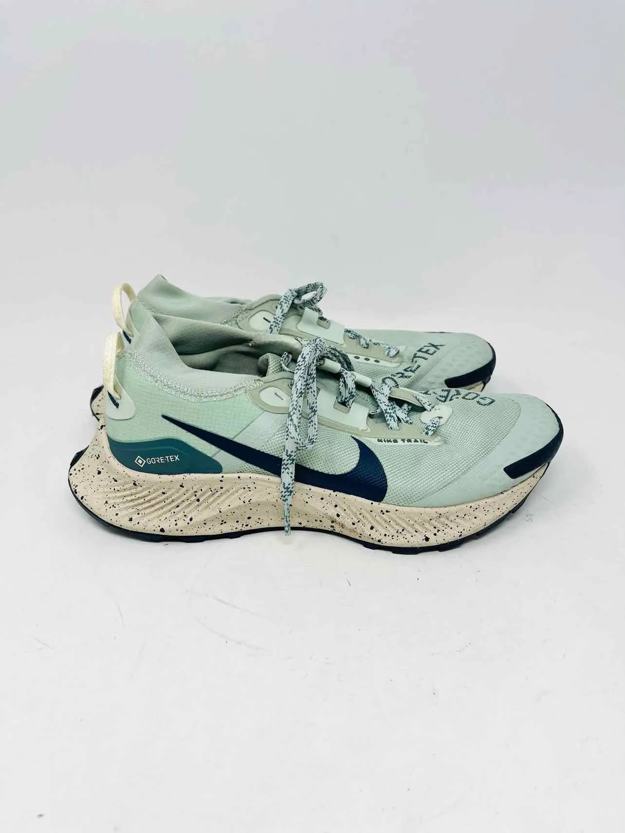 Nike Size 7.5 Seafoam/Navy Lace-Up Speckled Shoes Sneakers