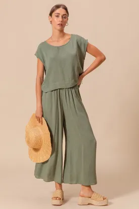 The Raffin Woven Set in Olive