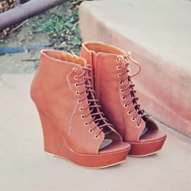 Whiskey & Tie Wedges