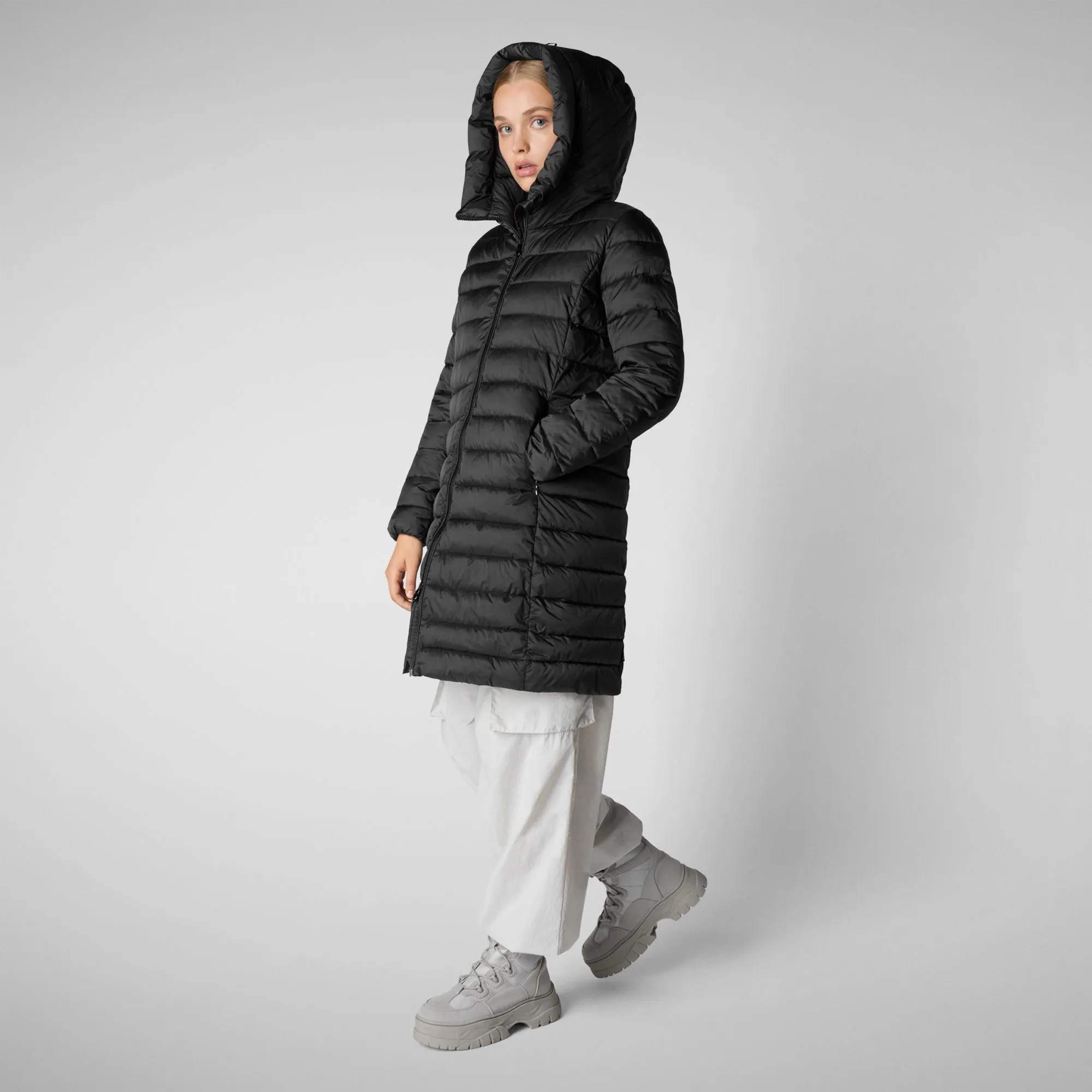 Woman's animal free hooded puffer jacket Saffron in black