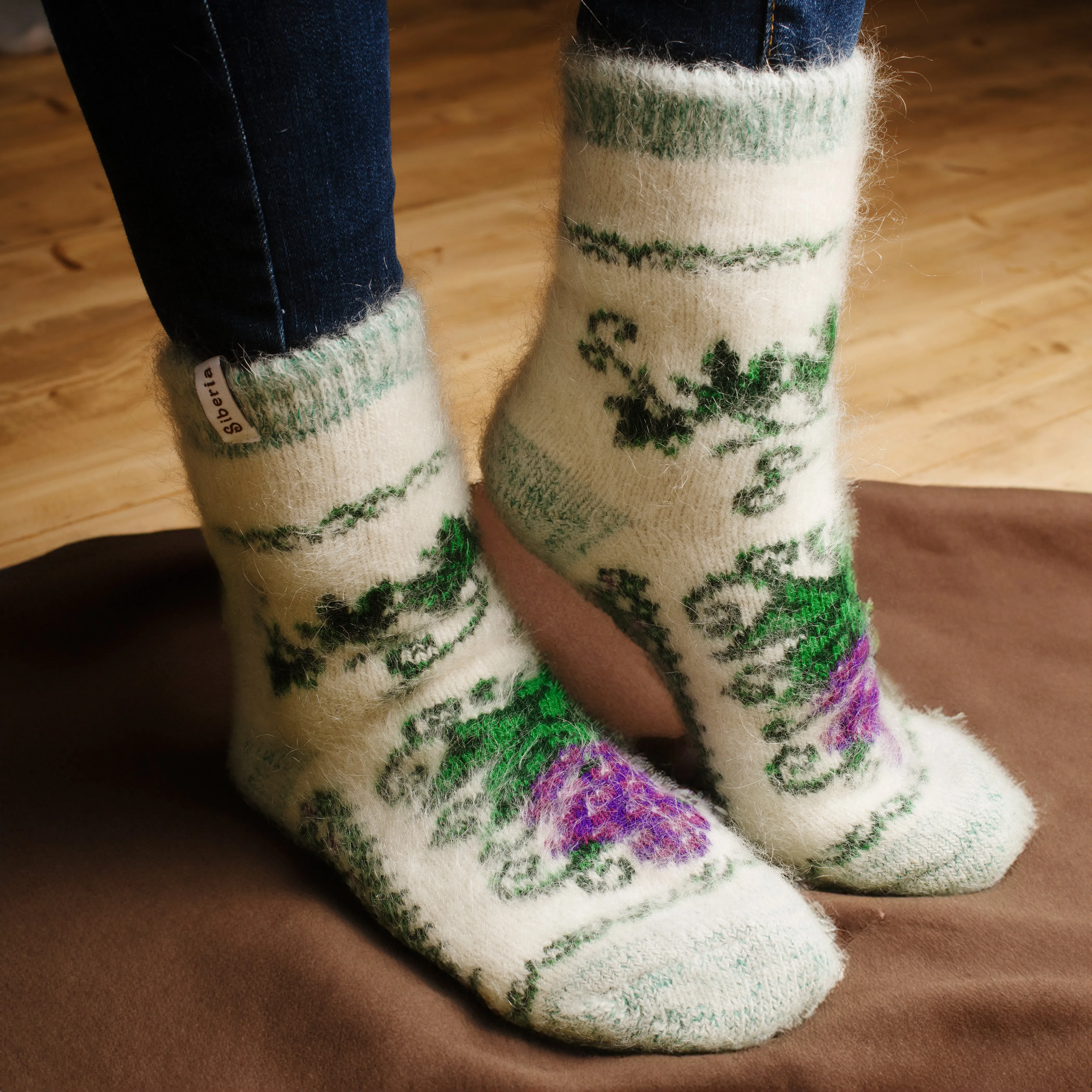 Women's Vine Ripe Thick Goat Wool Crew Socks